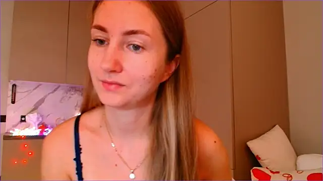 BluueSilk online show from 12/03/25, 08:23