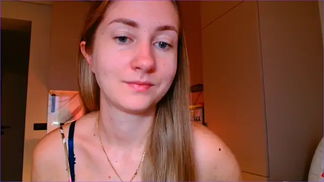 BluueSilk online show from 12/04/25, 06:55