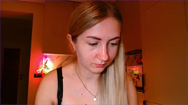 BluueSilk online show from 02/10/26, 06:50