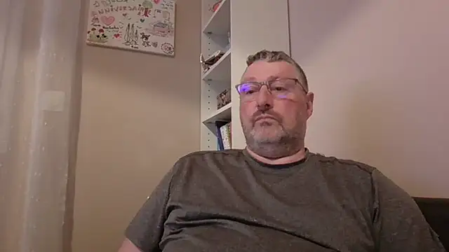 doudou310 online show from 03/12/26, 04:07