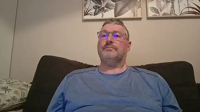 doudou310 online show from 03/16/26, 05:50