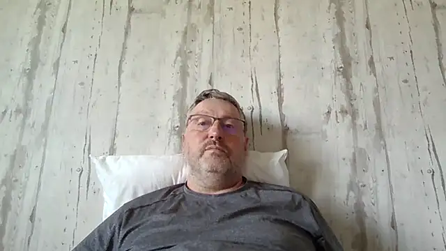 doudou310 online show from 04/04/26, 03:53