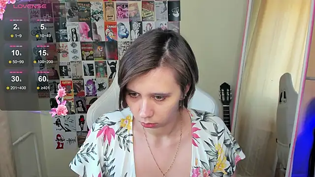 Snapshot of Scarlet_Sirenn chatting on 02/20/26, 08:27 Scarlet Sirenn online show from 02/20/26, 08:27