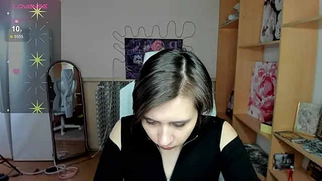 Snapshot of Scarlet_Sirenn chatting on 02/26/26, 07:51 Scarlet Sirenn online show from 02/26/26, 07:51