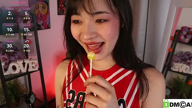 Noiry Vuvez online show from 04/15/26, 08:20