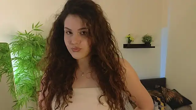 Lili Torin online show from 05/28/26, 08:06