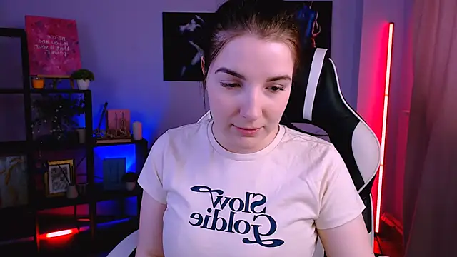 Snapshot of AliceChanel chatting on 02/21/26, 06:58 AliceChanel online show from 02/21/26, 06:58