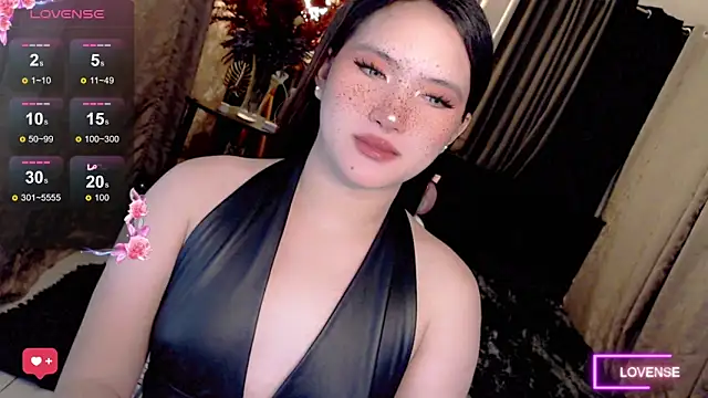 Snapshot of IsabellaXoXo69 chatting on 06/19/26, 11:19 IsabellaXoXo69 online show from 06/19/26, 11:19