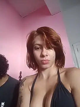 casal atrevido online show from 03/18/26, 12:30