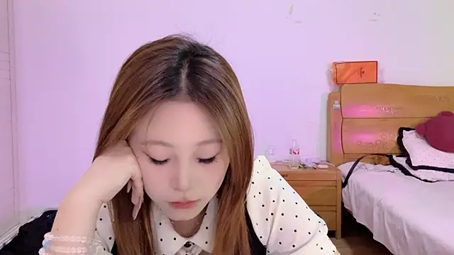 SM JIAJIA ZL online show from 05/11/26, 06:49