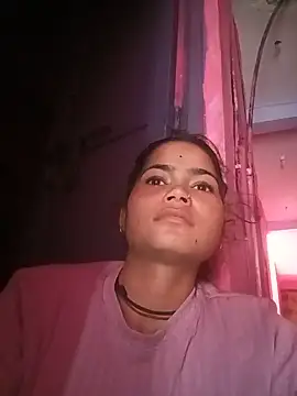Snapshot of Sunali_Bendre chatting on 07/18/26, 10:30 Sunali Bendre online show from 07/18/26, 10:30