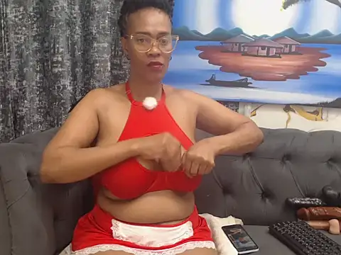 Snapshot of PrettyBoobsXX43 chatting on 03/18/26, 07:06 PrettyBoobsXX43 online show from 03/18/26, 07:06