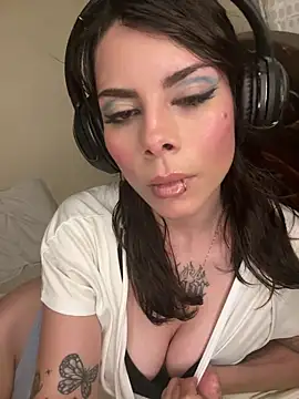 Isalove99 online show from 02/13/26, 04:30