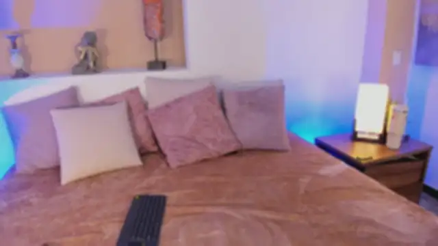 xiomara cortes online show from 02/10/26, 07:51