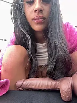 Teasing-Tiara online show from 05/22/26, 12:00