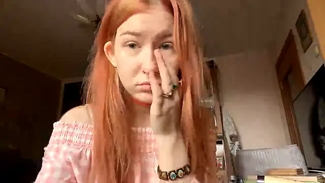 Snapshot of LaureenVielma chatting on 02/14/26, 07:05 LaureenVielma online show from 02/14/26, 07:05