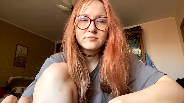 Snapshot of LaureenVielma chatting on 02/18/26, 08:21 LaureenVielma online show from 02/18/26, 08:21