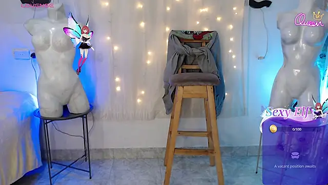 Snapshot of Walkers05 chatting on 02/19/26, 01:12 Walkers05 online show from 02/19/26, 01:12