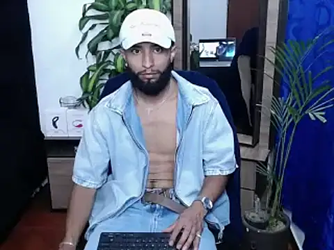  noahdiaz online show from 02/17/26, 05:59