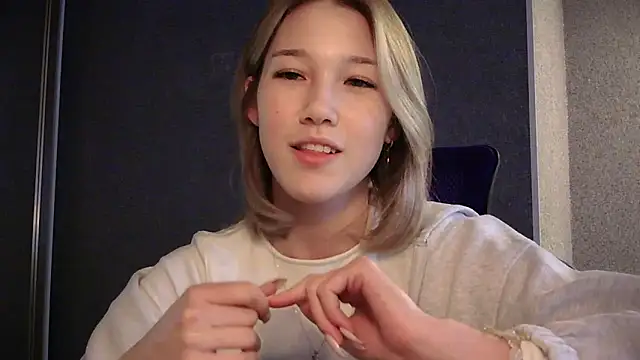 lilXdomiii online show from 04/20/26, 10:51