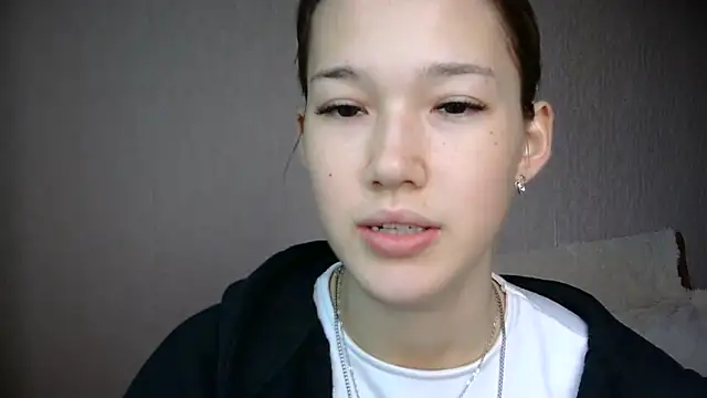 lilXdomiii online show from 05/23/26, 04:18