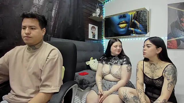 emii cris issabell online show from 02/03/26, 01:27