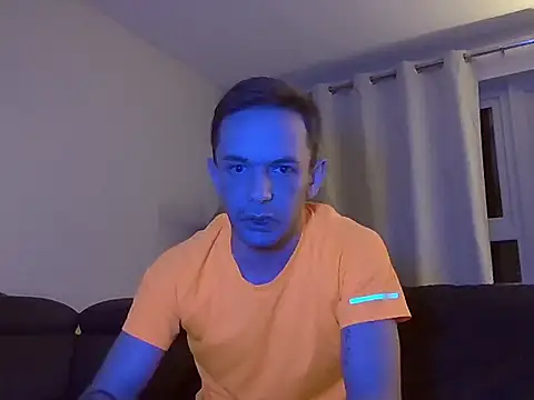 verscub6969 online show from 02/01/26, 07:23