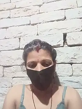 Divya-11431 online show from 05/22/26, 07:19
