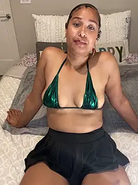 Snapshot of Jamalyce chatting on 02/03/26, 02:53 Jamalyce online show from 02/03/26, 02:53