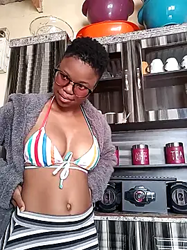 Sexylionessxx27 online show from 02/04/26, 06:30