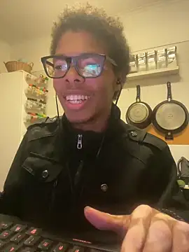 ELPikaPreta online show from 02/13/26, 03:57