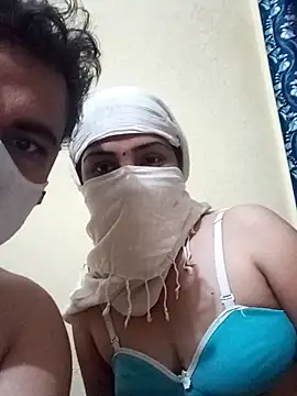 Snapshot of pinkbox chatting on 03/02/26, 05:42 pinkbox online show from 03/02/26, 05:42