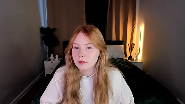 Julia Anis online show from 02/05/26, 02:16