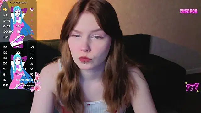 Julia Anis online show from 03/18/26, 01:09