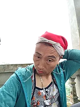 Ami-su online show from 04/02/26, 02:42