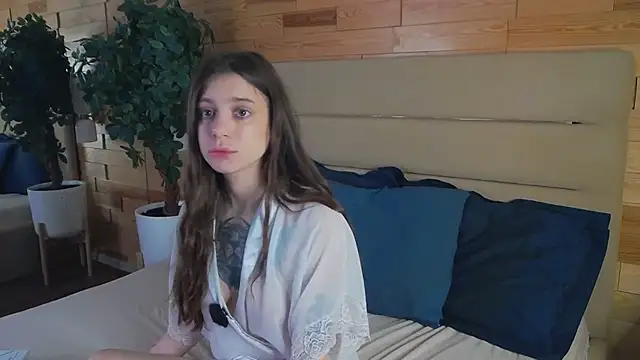 EileenElfie online show from 04/07/26, 03:29