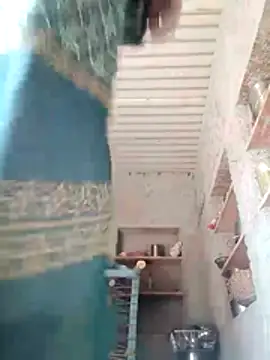 Snapshot of Lucky_couple-1 chatting on 02/17/26, 04:31 Lucky couple-1 online show from 02/17/26, 04:31