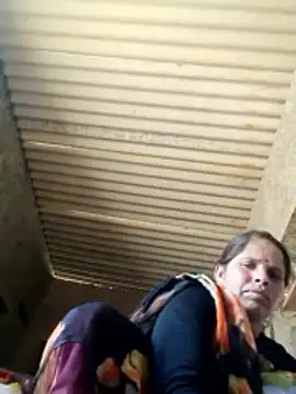 Snapshot of Lucky_couple-1 chatting on 04/14/26, 05:02 Lucky couple-1 online show from 04/14/26, 05:02