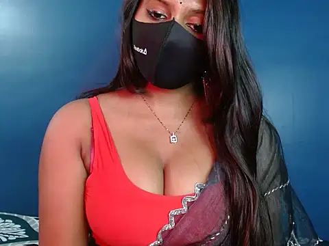 Snapshot of Hotginni4 chatting on 02/14/26, 03:31 Hotginni4 online show from 02/14/26, 03:31