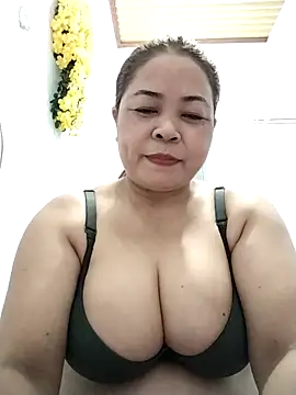 Baby-bigtits2026 online show from 05/04/26, 10:33