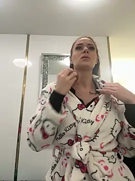 Snapshot of AmeelliaRose chatting on 02/28/26, 07:04 AmeelliaRose online show from 02/28/26, 07:04