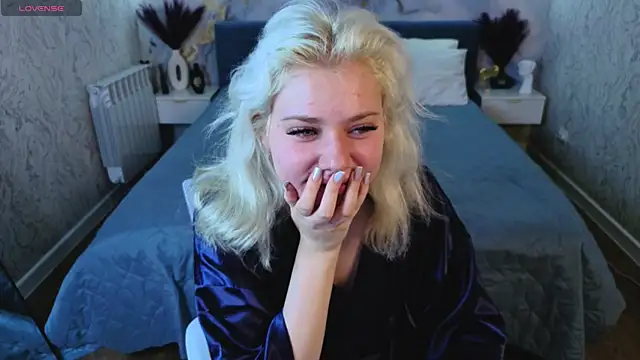 Kate Krose online show from 03/03/26, 01:01