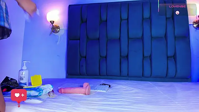 Bria James online show from 04/01/26, 01:41