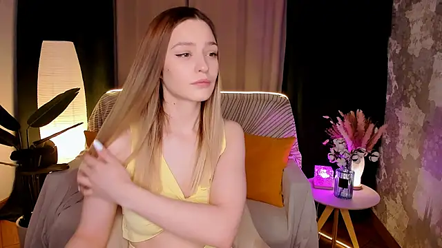 cherrykississ online show from 02/13/26, 08:43