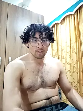 Snapshot of Apolo_Men chatting on 02/07/26, 05:11 Apolo Men online show from 02/07/26, 05:11