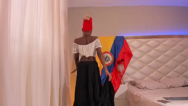 EvelynDivine online show from 02/07/26, 01:04