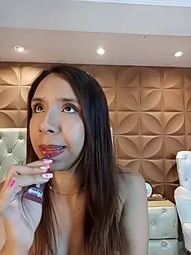 MiaSantana  online show from 05/28/26, 10:40