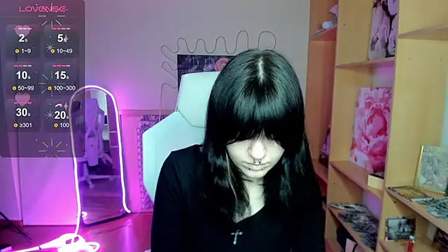 Snapshot of Emma_Darkkk chatting on 02/22/26, 01:20 Emma Darkkk online show from 02/22/26, 01:20