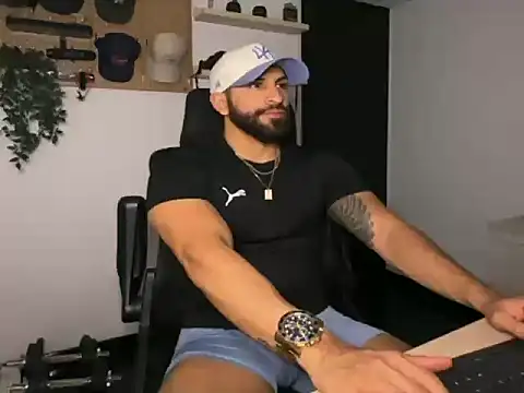 Snapshot of SamDornan51 chatting on 02/01/26, 03:49 SamDornan51 online show from 02/01/26, 03:49