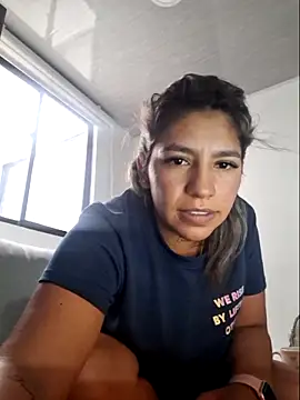 Ambar Cortes online show from 02/12/26, 09:21